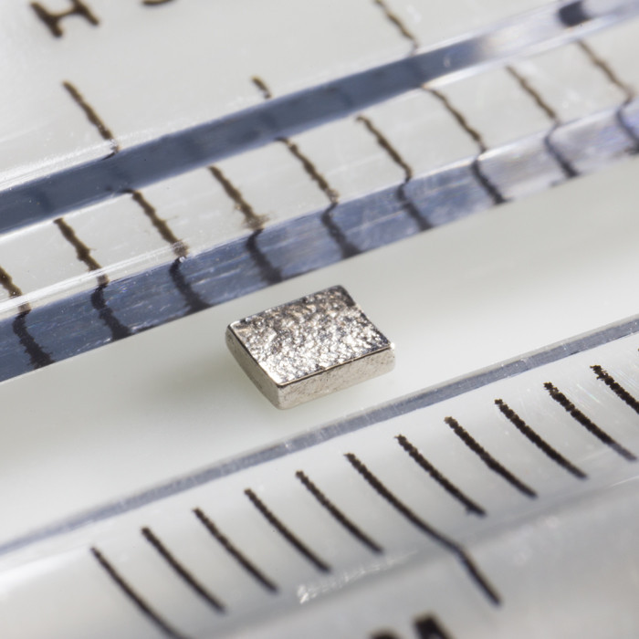 Neodímium mágnes-szegmensek R4,80xr4,20x27°x2,4 N 150 °C, VMM8SH-N45SH