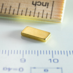 Neodímium hasáb mágnes 10x5x1,5 Au 80 °C, VMM10-N50