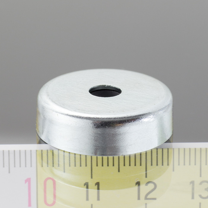 Mágnes lencse 25 mm, magasság 7,0 mm, furattal süllyesztett fejű csavarnak 5,5 mm átmérővel  – 17 g, 36 N