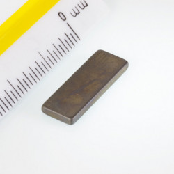 Neodímium hasáb mágnes 20x7x1,85 P 180 °C, VMM5UH-N35UH