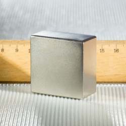 Neodímium hasáb mágnes 40x40x20 N 80 °C, VMM7-N42