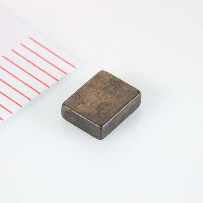 Neodímium hasáb mágnes 5x4x1,6 P 80 °C, VMM5-N38