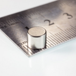 Neodímium henger mágnes ø7x6 N 80 °C, VMM7-N42