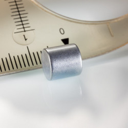 Neodímium henger mágnes ø8x8 Z 150 °C, VMM3SH-N33SH