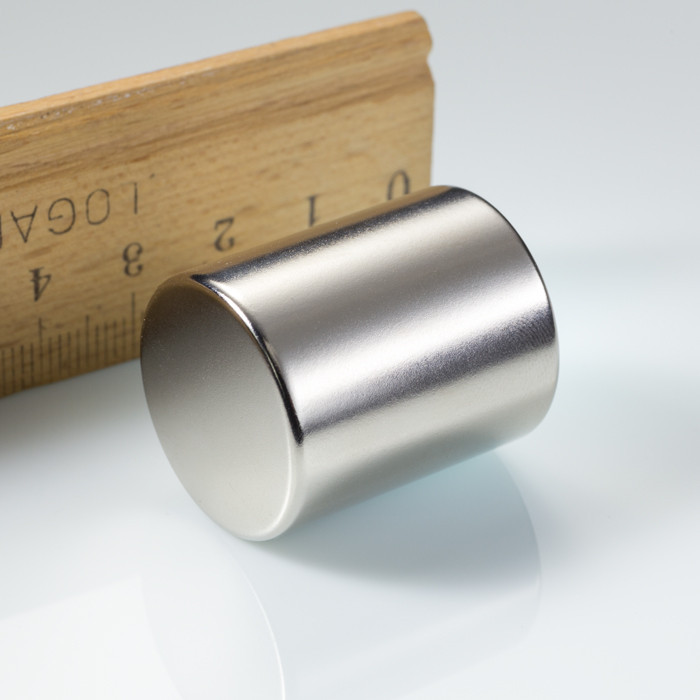 Neodímium henger mágnes ø25x30 N 80 °C, VMM4-N35
