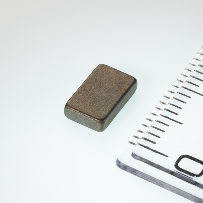 Neodímium hasáb mágnes 8x5x2 P 80 °C, VMM5-N38